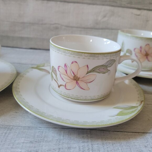Oneida Pink Magnolia Teacup & Saucer Set - 4 Pcs - Fine China - Elegant Floral D - Picture 2 of 5